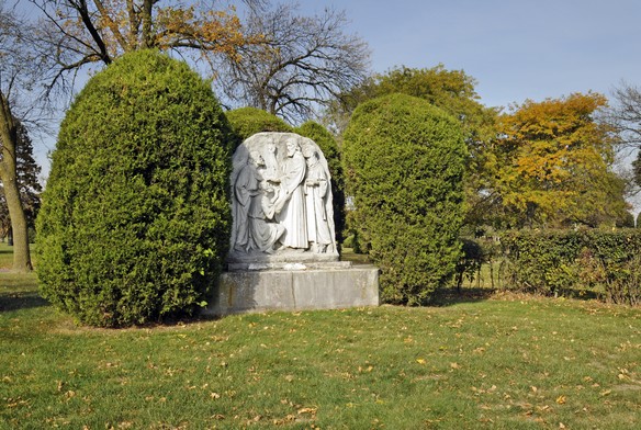 2 Grave Spaces for Sale - Chapel Hill Gardens South - Oak Lawn, IL - The Cemetery Exchange