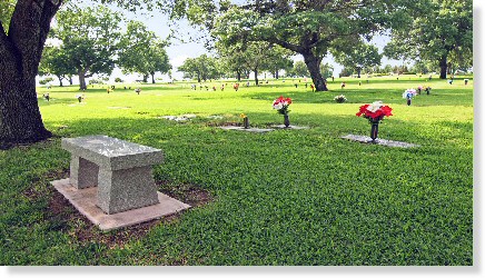 3 Single Grave Spaces $4500ea! Bluebonnet Hills Memorial Park Colleyville, TX Wisdom The Cemetery Exchange 24-0328-6