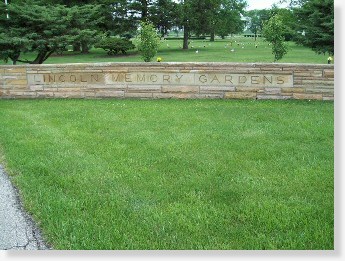 4 Single Grave Spaces $1876ea! Lincoln Memory Gardens Whitestown, IN Christus The Cemetery Exchange 23-1227-7