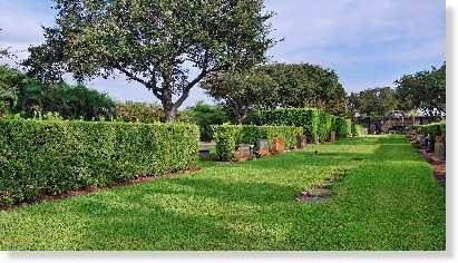 2 Single Grave Spaces $9Kea! Riverside Memorial Park Tequesta, FL Honor The Cemetery Exchange 21-1012-4