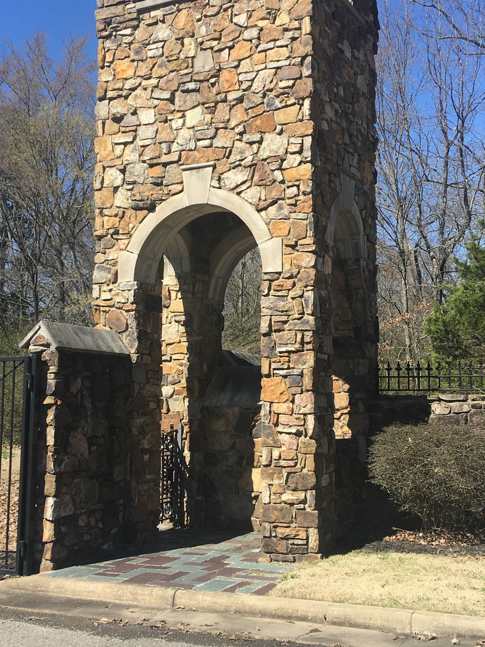 6 Grave Spaces for Sale - Southwoods Memorial Park - Memphis, TN - The Cemetery Exchange