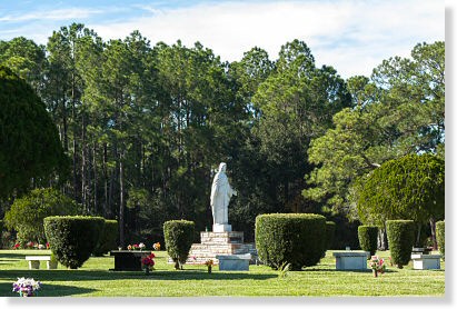 2 Single Grave Spaces on Sale Now $5K for both! Lakeside Memory Gardens Eustis, FL Christus The Cemetery Exchange 21-0204-3